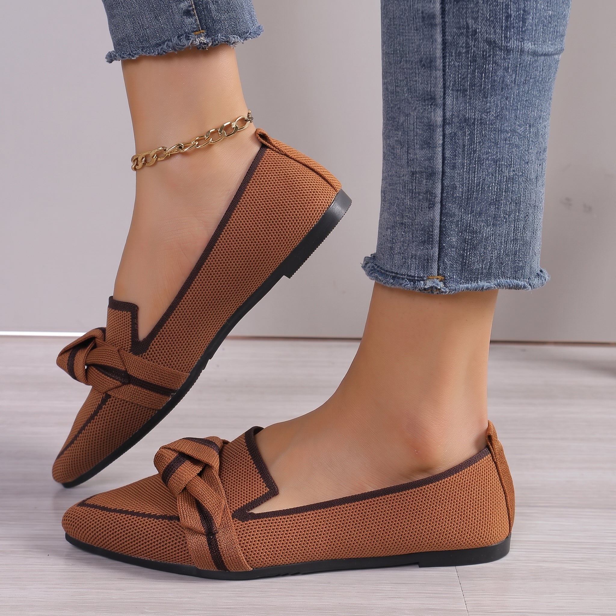 Millie - Women's Pointed Toe Knot Detail Flat Loafers - Loafer - Brown - Taylor & Bennett