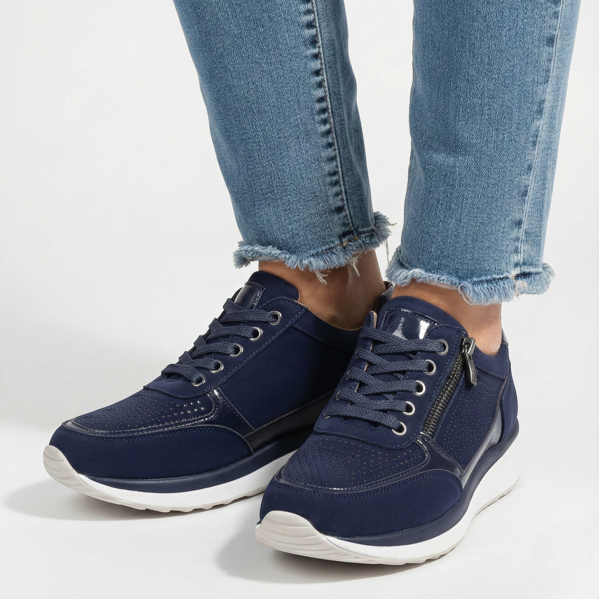 Naomi - Women's Orthopaedic Low - Top Walking Shoes - Orthopedic Shoes - Blue - Taylor & Bennett