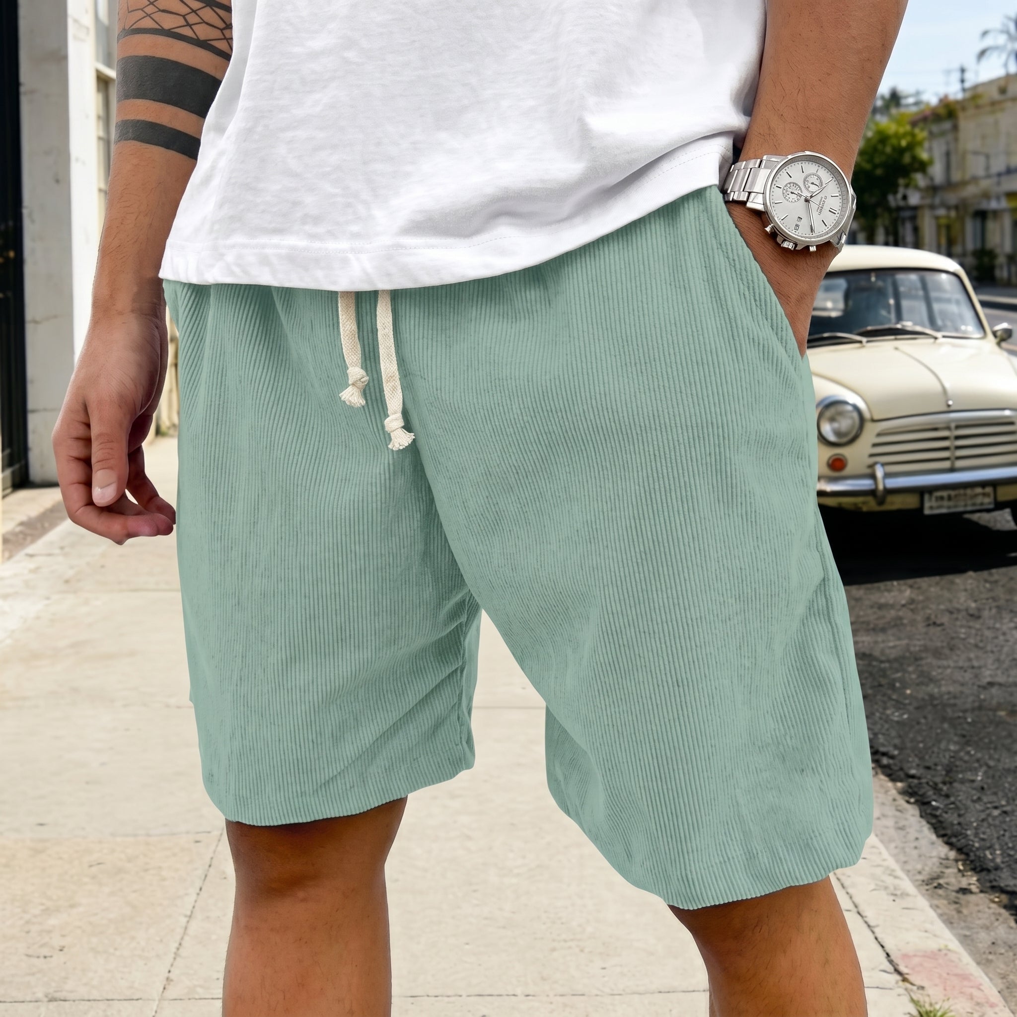 Paul - Men's Relaxed Fit Drawstring Corduroy-Look Shorts - Shorts - Green - Taylor & Bennett