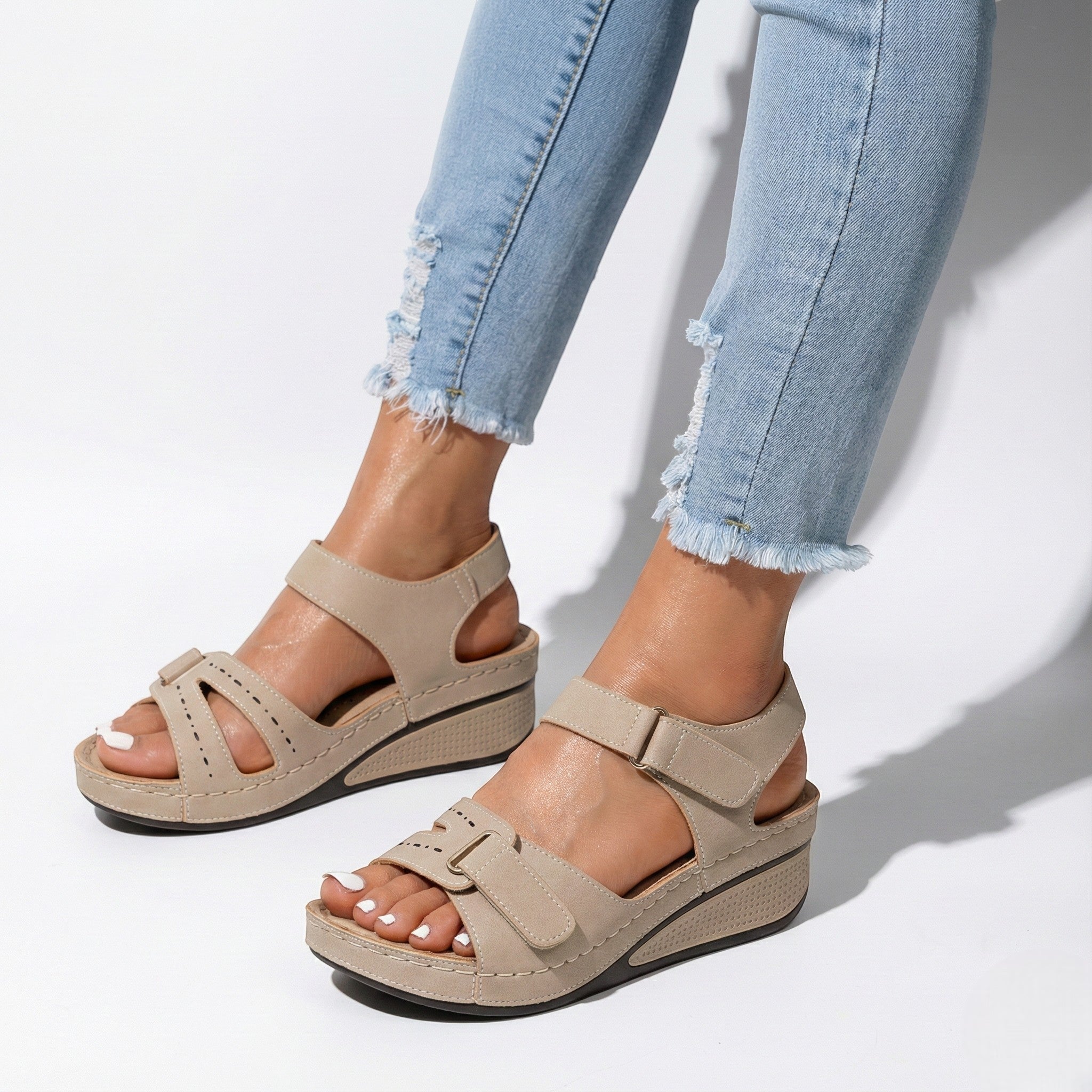 Rosie - Women's Lightweight Orthopaedic Summer Sandals - Footwear - Beige - Taylor & Bennett