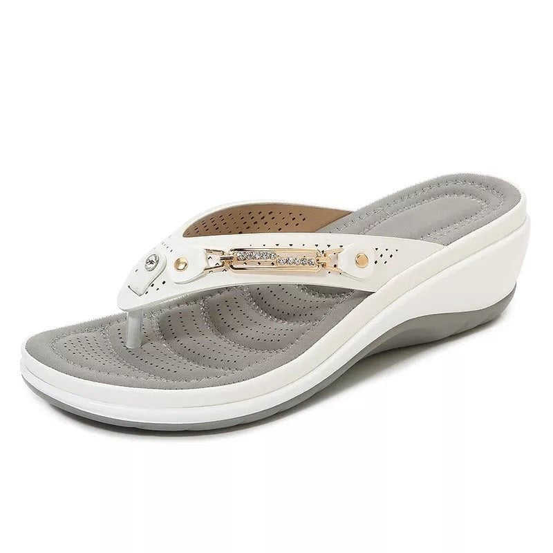Rosie - Women's Wedge Flip - Flop Sandals - Sandals - White - Taylor & Bennett