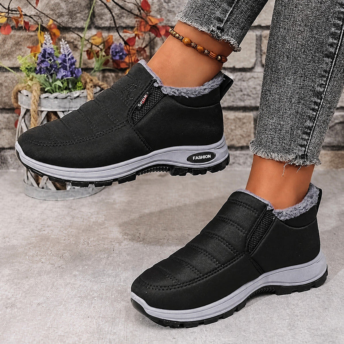 Rowan - Women's Fleece-Lined Ankle Boots with Non-Slip Sole - Boots - Black - Taylor & Bennett