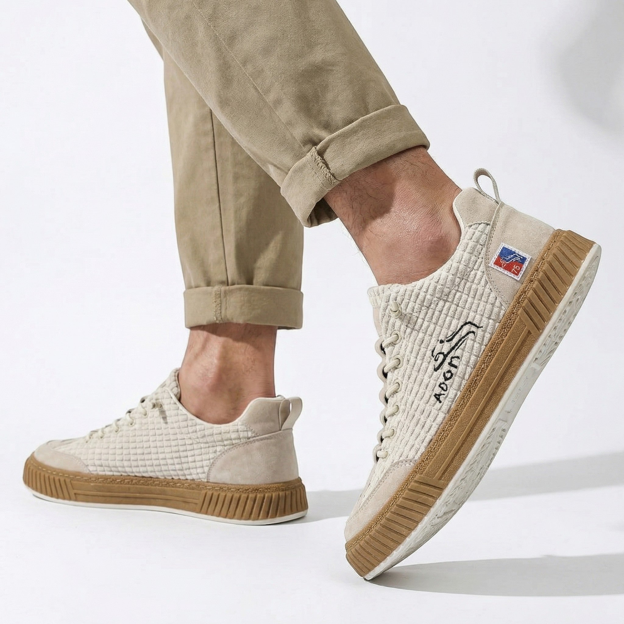 Ryan - Men's Textured Low - Top Trainers - Trainers - Camel - Taylor & Bennett
