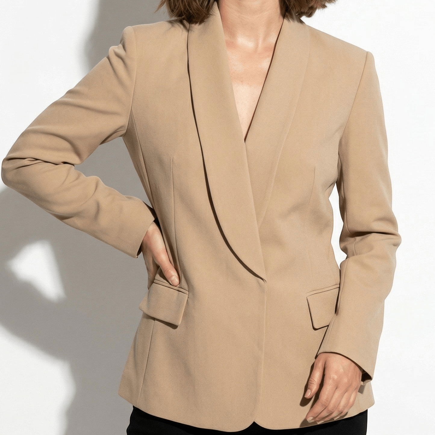 Sophie - Women's Straight Fit Blazer with Structured Front - Blazer - Beige - Taylor & Bennett